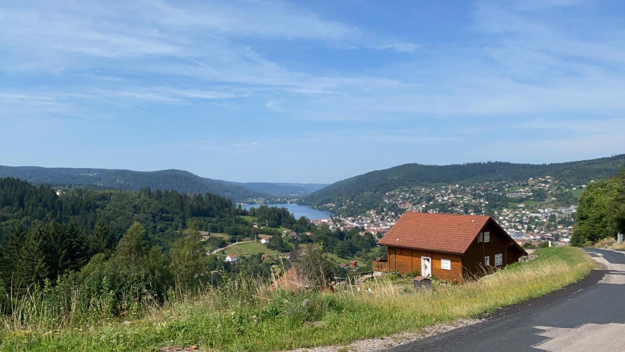 Appartement Sur Les Hauteurs De Gérardmer Buitenkant foto